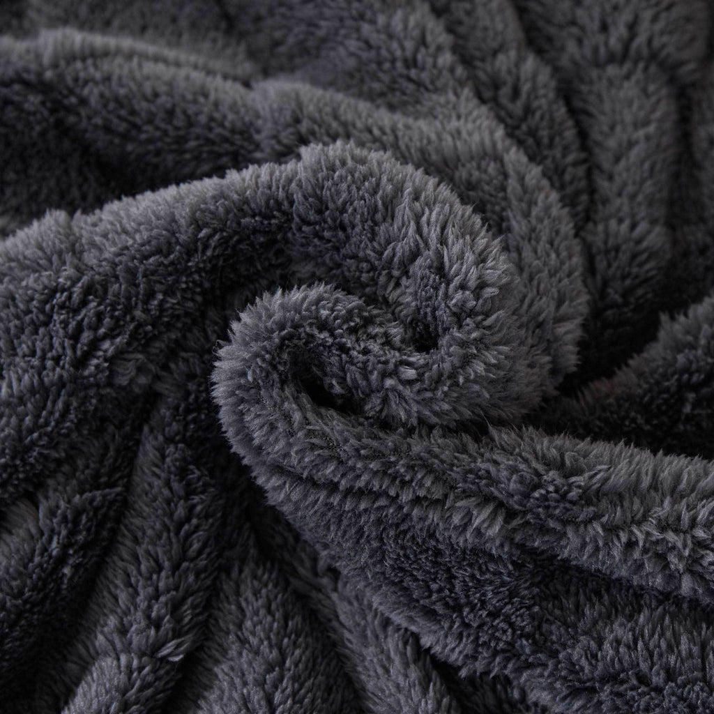 1 Pc Super Soft Throw Blanket Premium Silky Flannel Fleece 3D Checkered Lightweight Bed Blanket All Season Use, Can be used in many scenarios, bath towel, bathrobe, blanket, air-conditioning blanket, shawl blanket, travel blanket