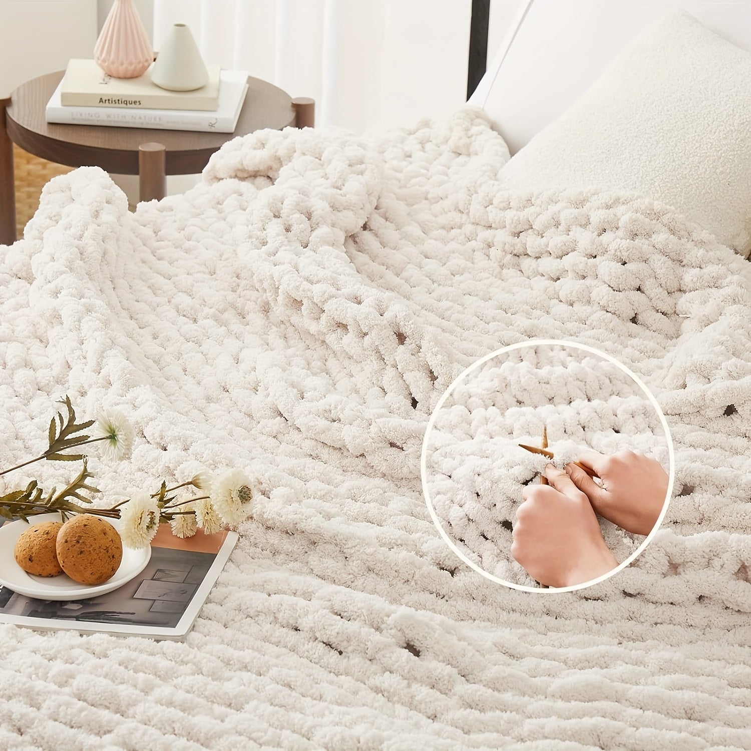 Thickly Throw Blanket, Entirely Hand-Crafted from Chenille, Perfect for Your Sofa And Home Decoration, Featuring a Handmade Cable Design